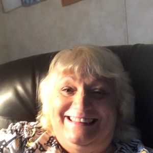 Meet your Posher, Deborah